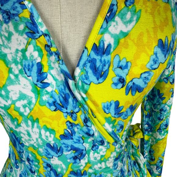 YUMI KIM Vibrant Yellow Green Floral Wrap Jersey Mini Dress Women's Small NWT - Picture 4 of 7